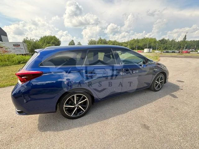 Toyota Auris II 2017