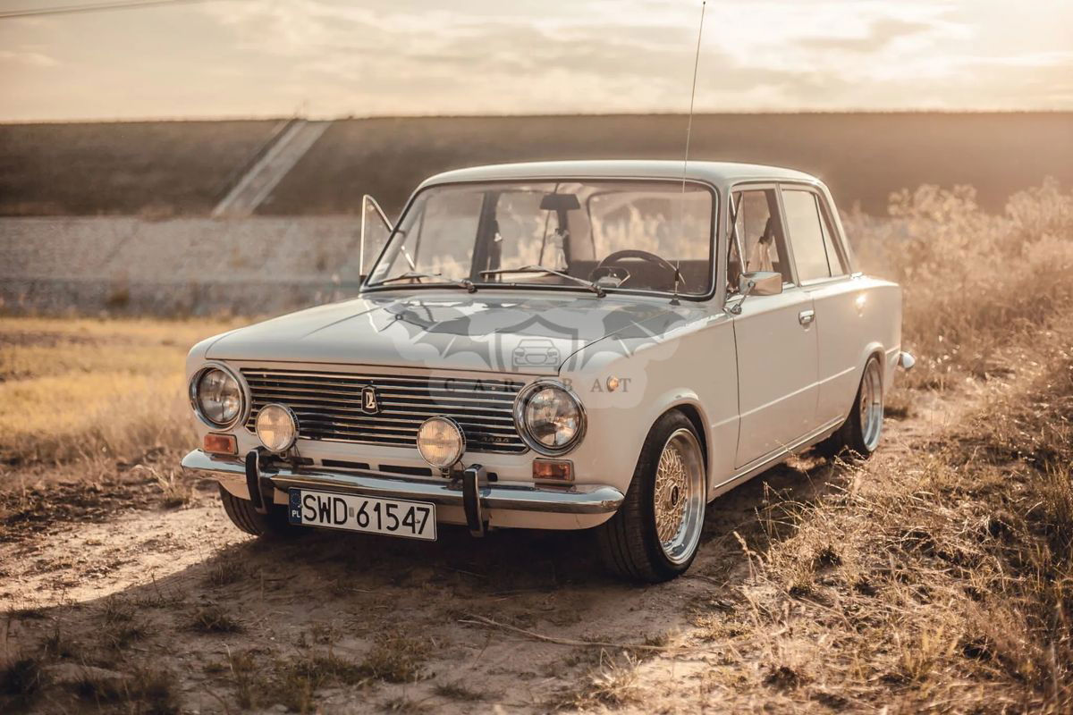 Uaz  stan niemalże idealny 1973