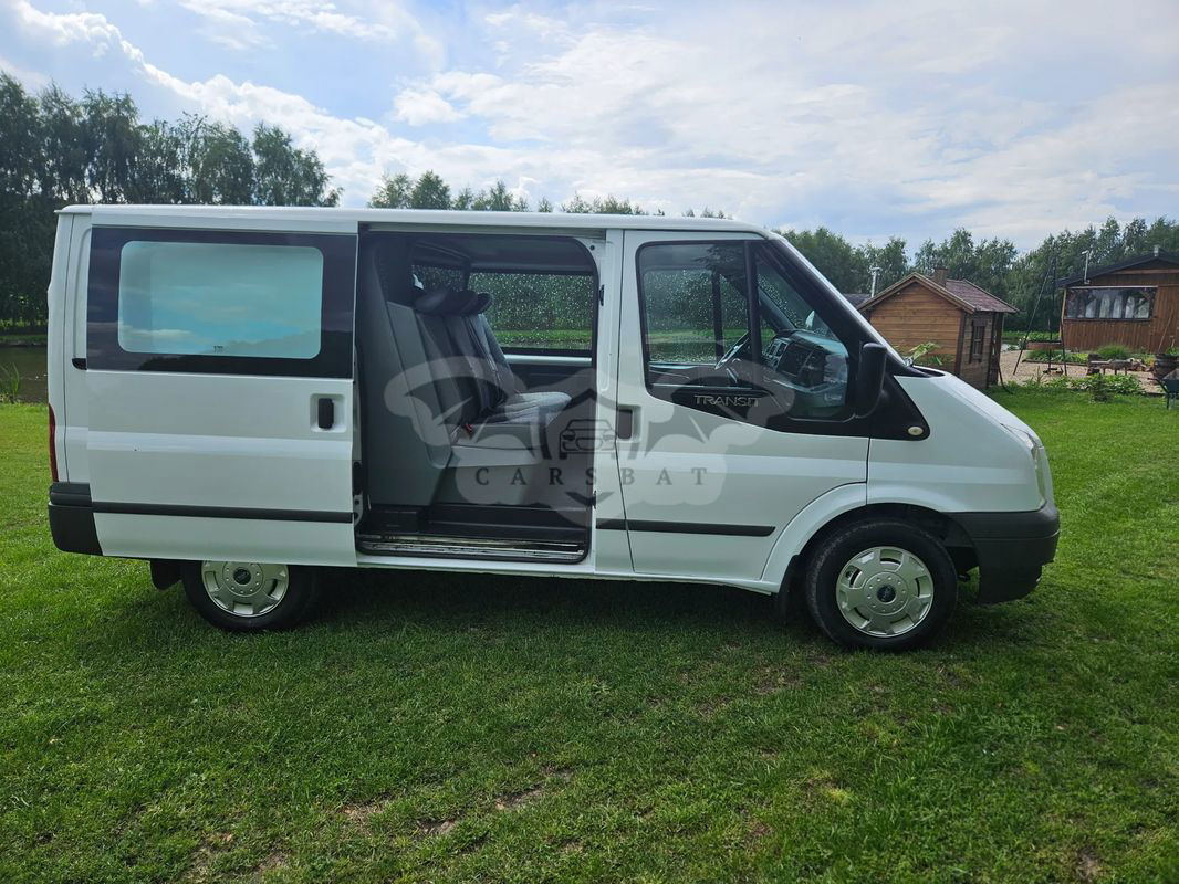 Ford Transit 2011