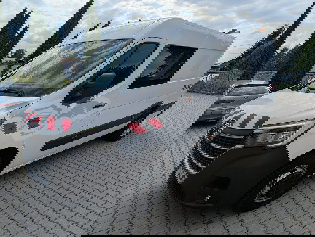 Renault Master 2021