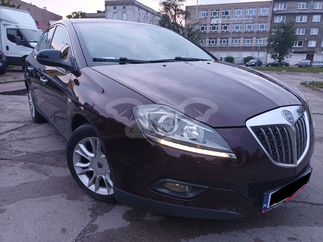 Lancia Delta 2010
