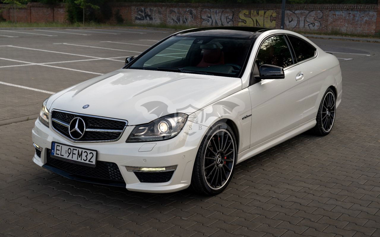 Mercedes-Benz C W204 63 AMG Coupe AMG SPEEDSHIFT MCT AMG Performance Package 2012