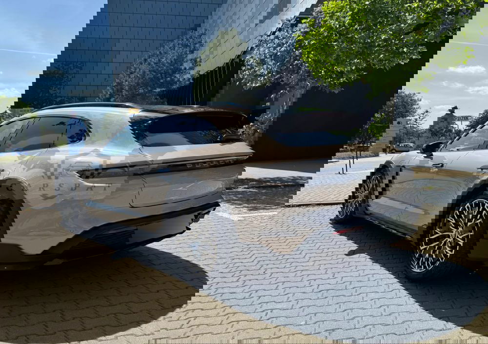 Porsche Taycan 4S Cross Turismo 2023