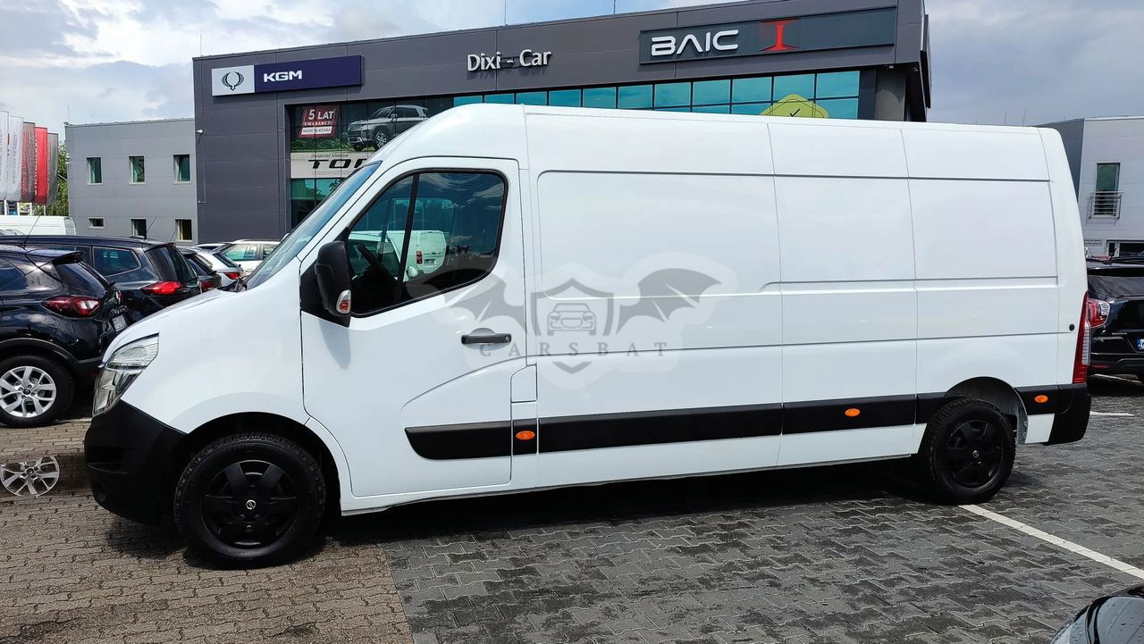 Nissan NV400 2020