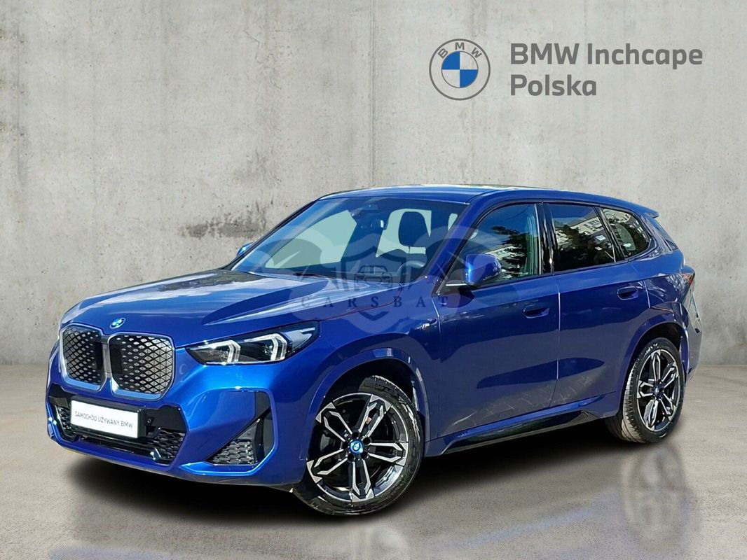 BMW iX1 2024