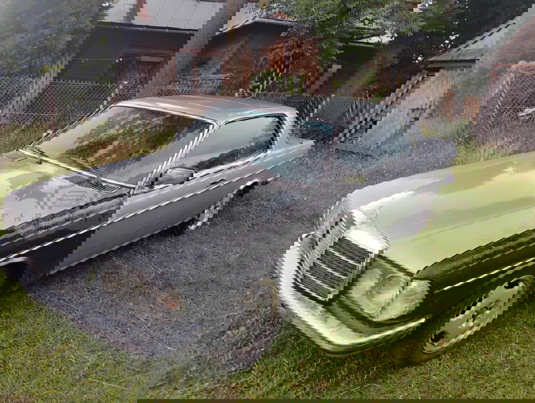 Mercedes-Benz E 1984