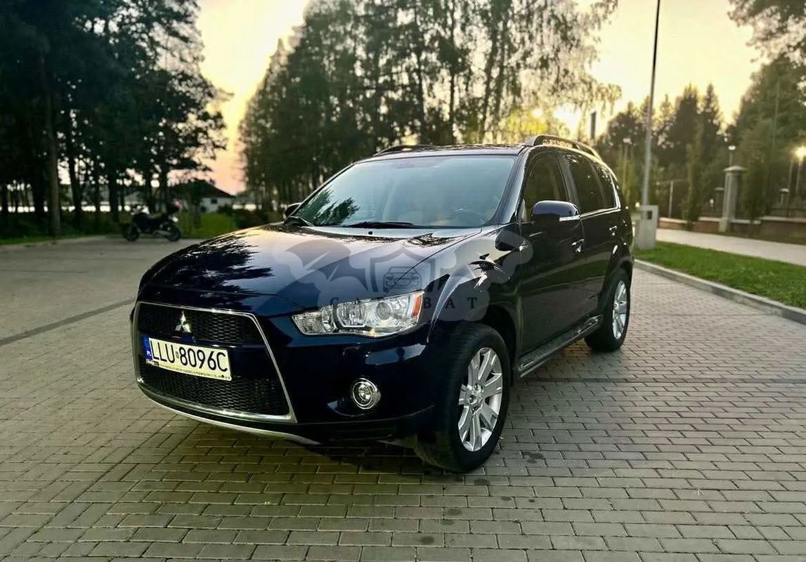 Mitsubishi Outlander II 2.2 DID Instyle TC-SST 2012