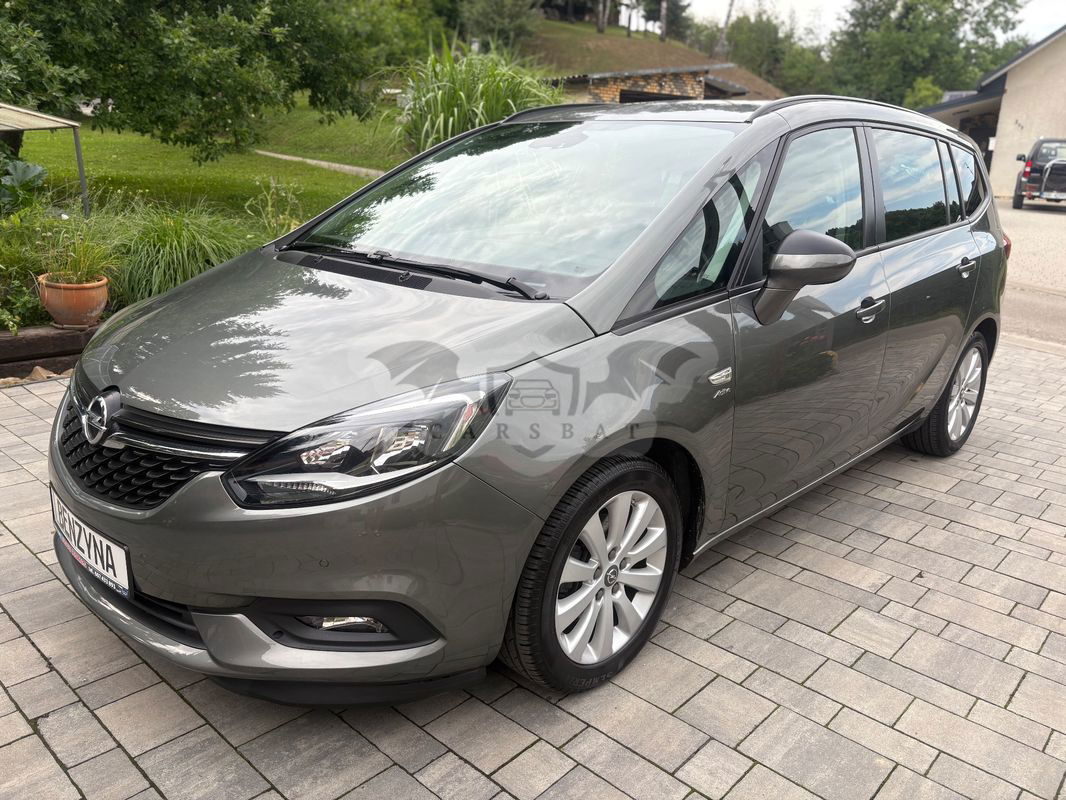 Opel Zafira C 2016