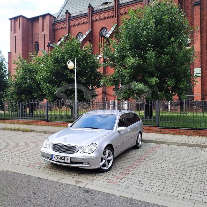 Mercedes-Benz C W203 2003