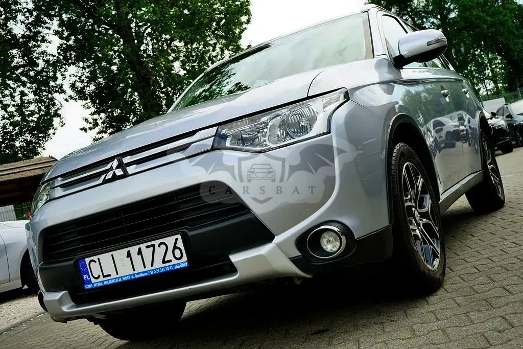 Mitsubishi Outlander III 2.2 DI-D 4WD Plus 2014
