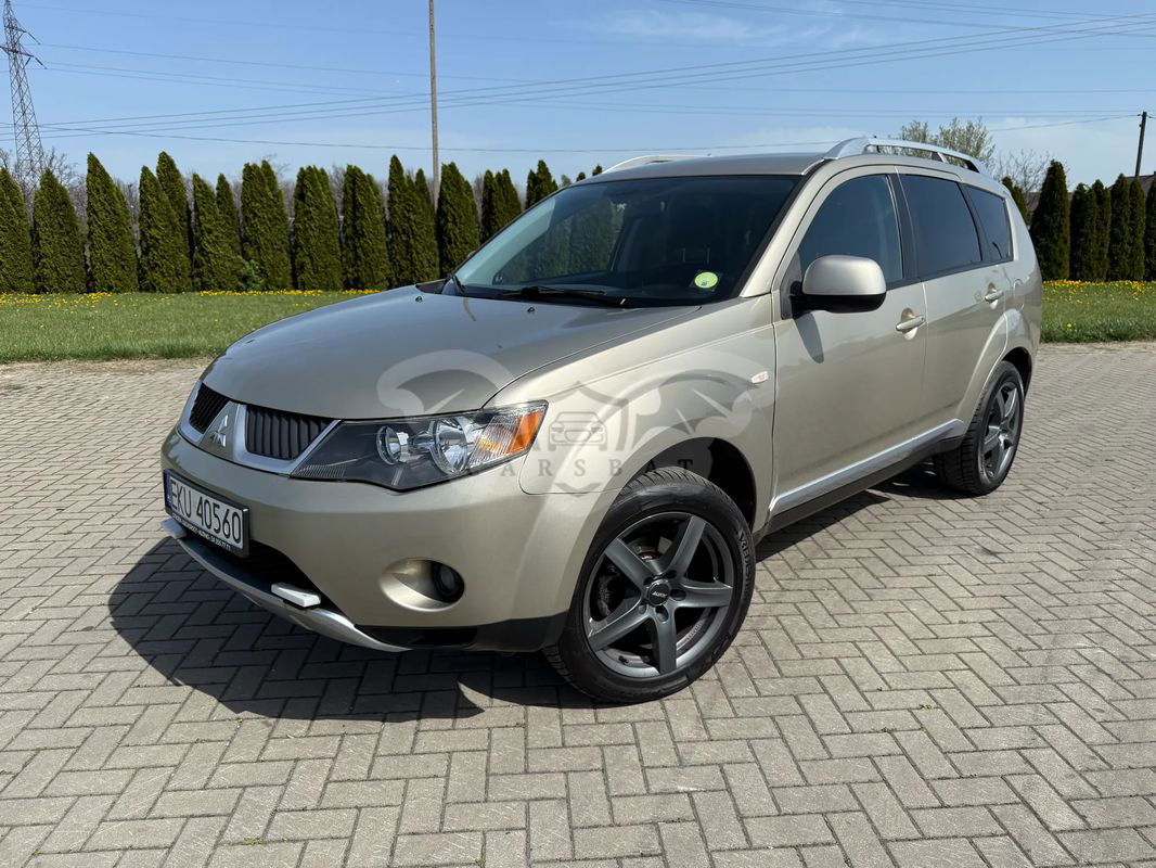 Mitsubishi Outlander II 2.4 4WD CVT Intense 2008