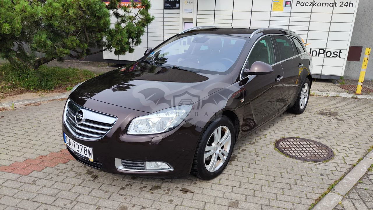 Opel Insignia A 2.0 CDTI Sports Tourer 2012