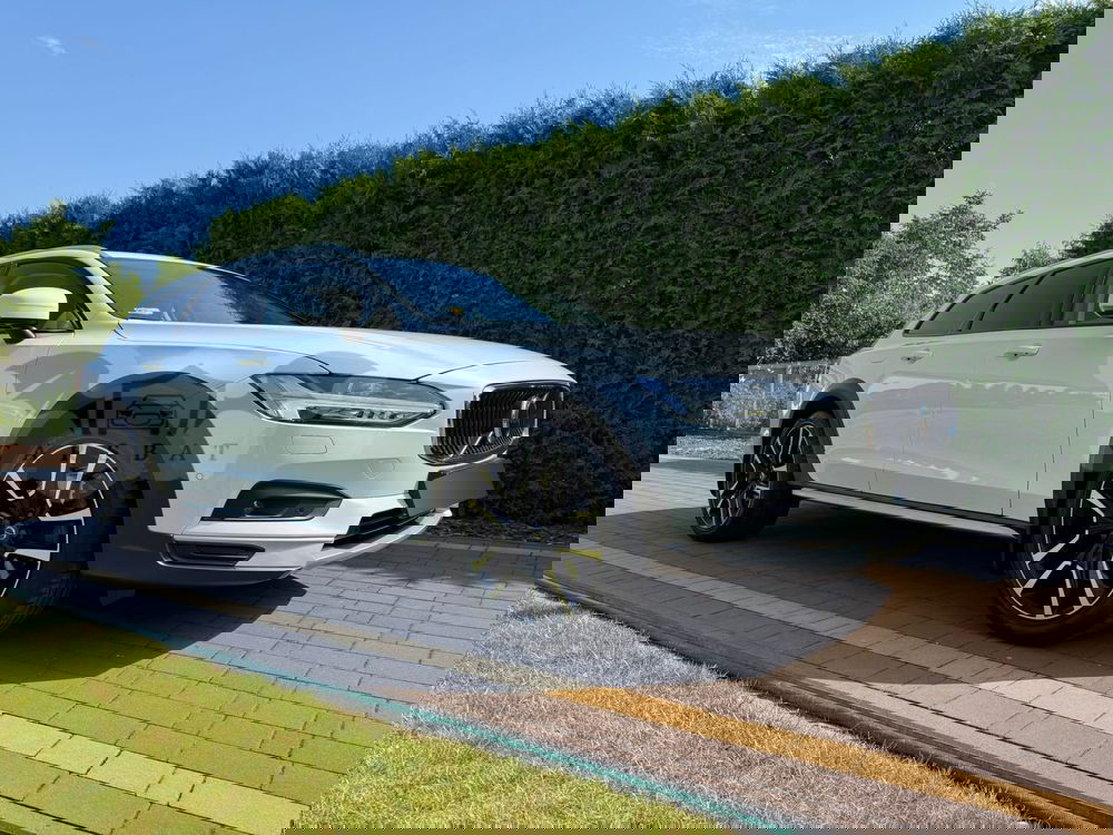 Volvo V90 2022