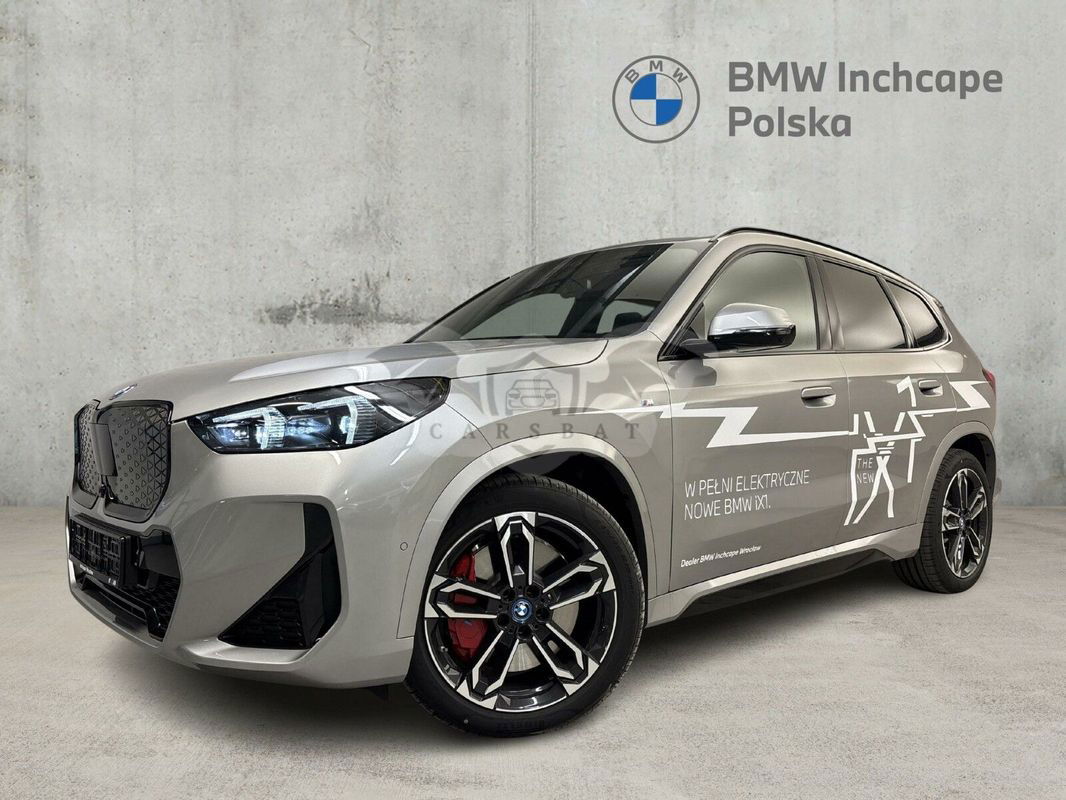 BMW iX1 2025