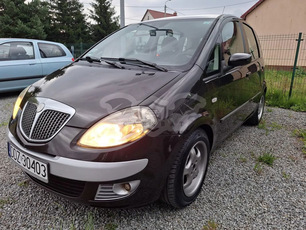 Lancia Musa 1.9 MTJ Oro 2005