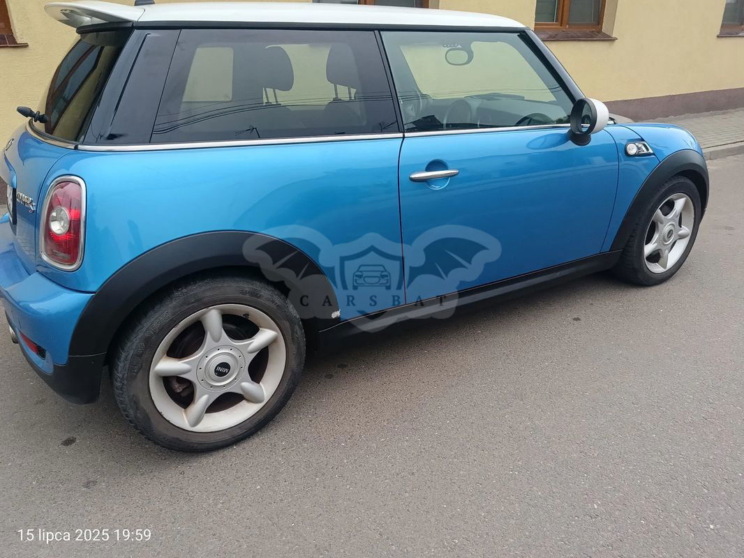Mini Cooper Standard 2010
