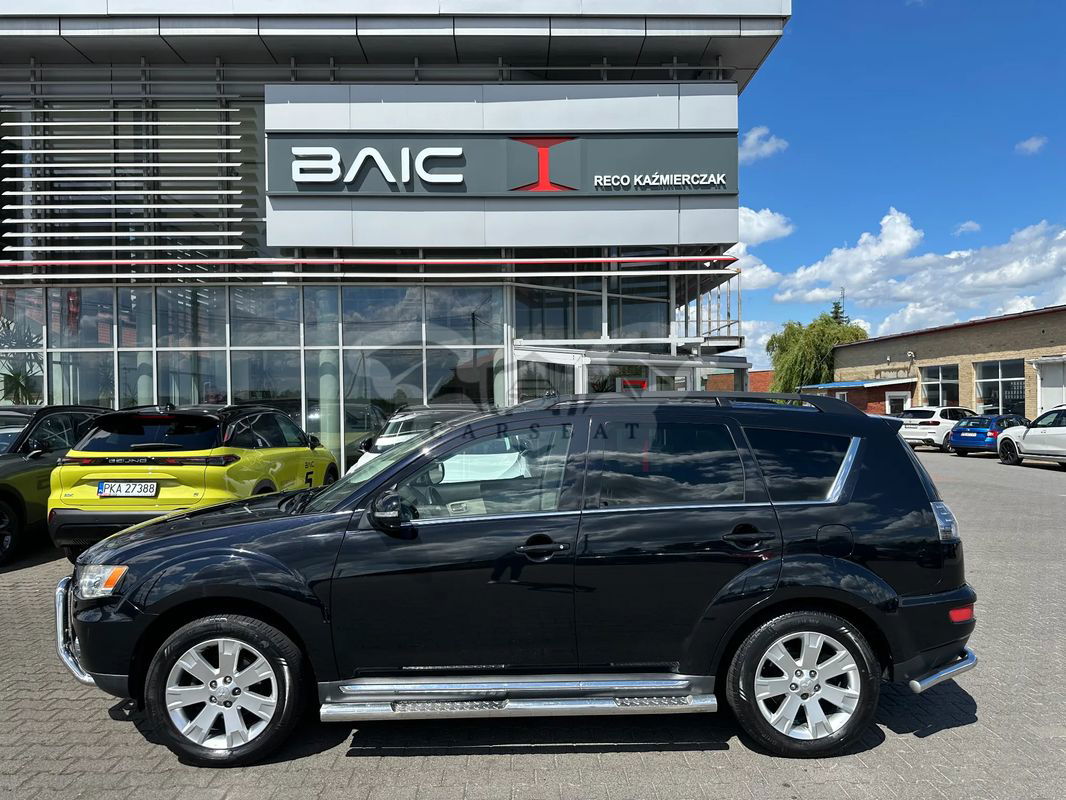 Mitsubishi Outlander II 2.4 Instyle CVT 2010