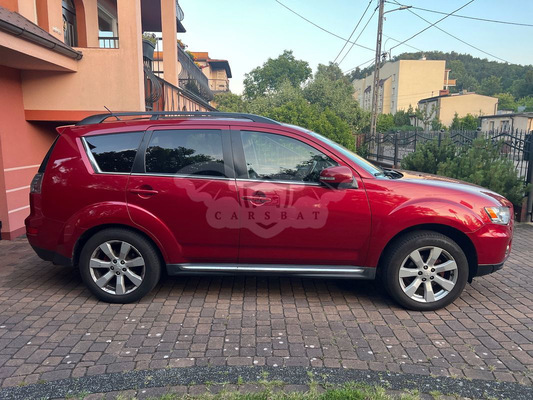Mitsubishi Outlander II 2.4 Intense + EU5 CVT 2011