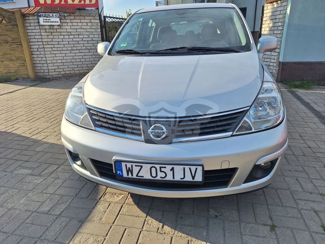 Nissan Tiida 1.8 acenta 2009