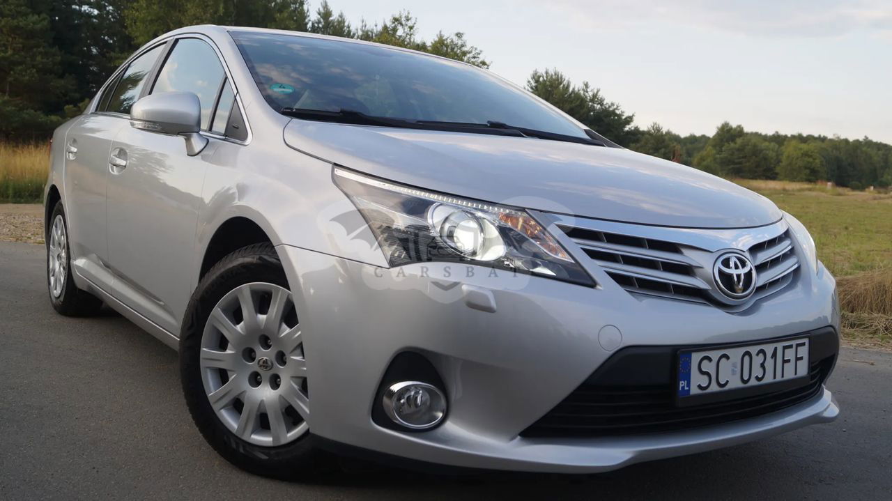 Toyota Avensis III 1.8 Sol plus NAVI 2012