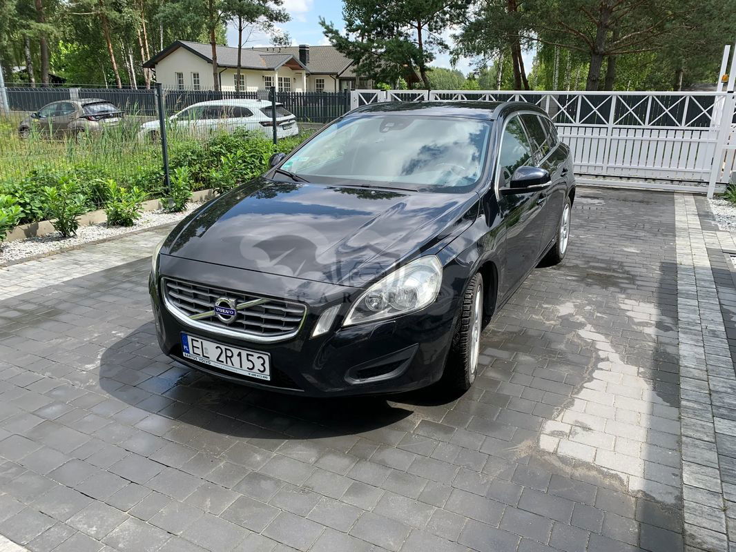Volvo V60 I 2011