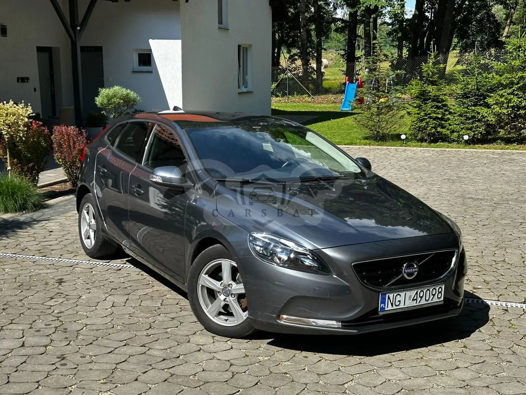 Volvo V40 II 2013