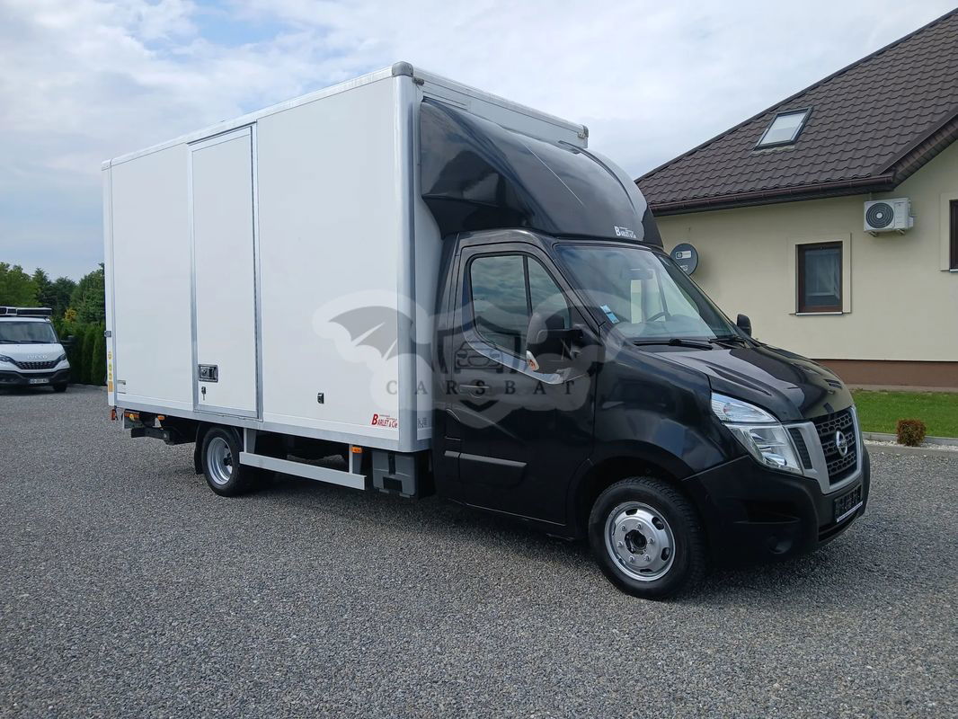 Nissan NV400 2016