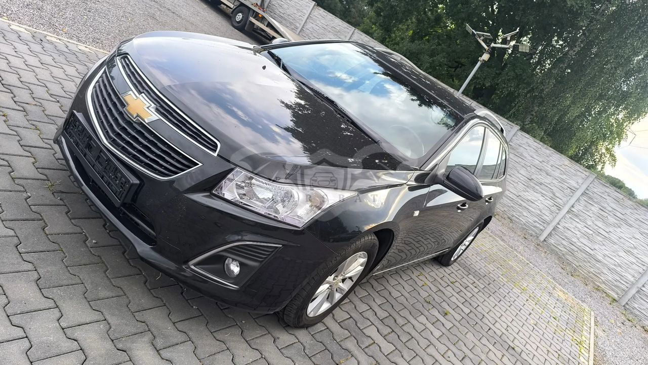 Chevrolet Cruze 1.6 LT 2012