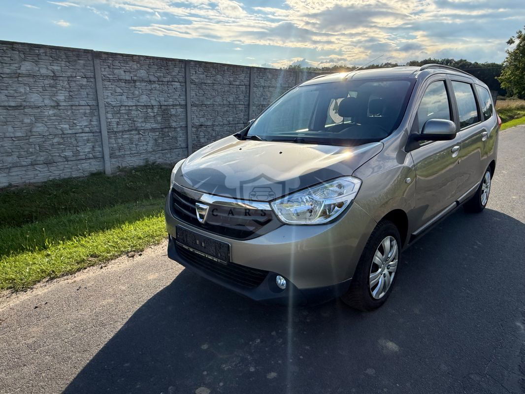 Dacia Lodgy 1.5 dCi Celebration S&S EU6 2013