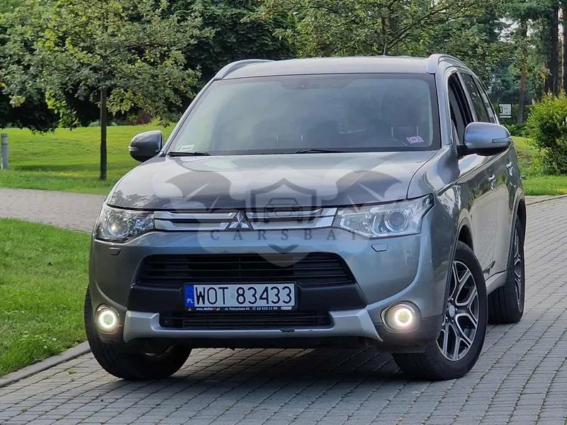 Mitsubishi Outlander III 2.2 DID Instyle Navi 2015