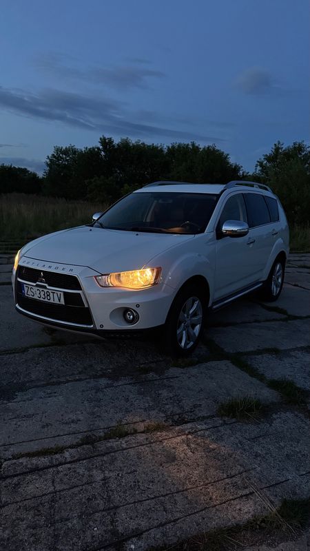 Mitsubishi Outlander II 2.0 Intense NAVI 2WD EU5 2010