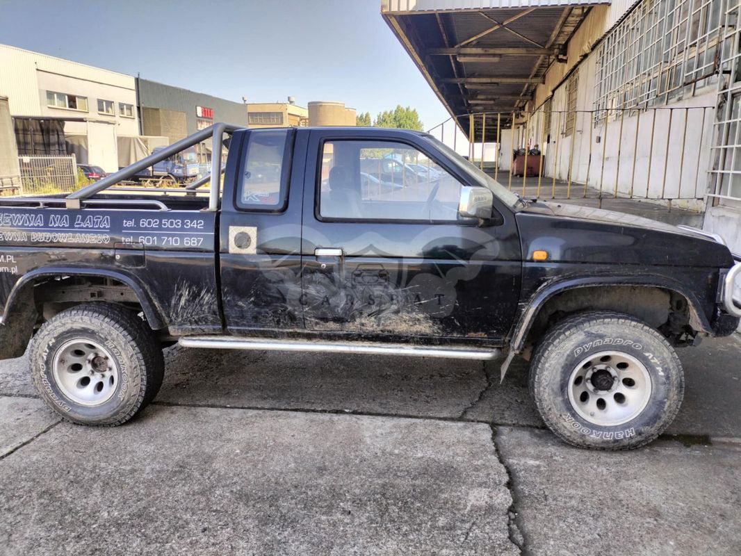 Nissan Terrano I 2.4 1989