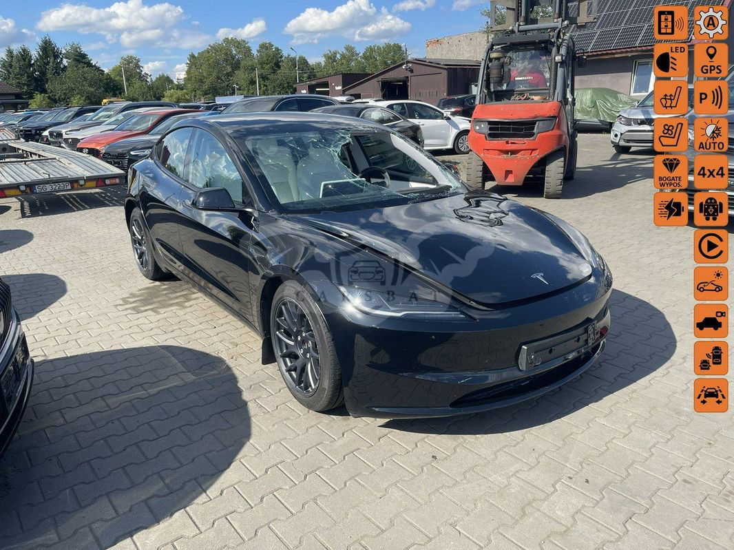 Tesla Model 3 2023
