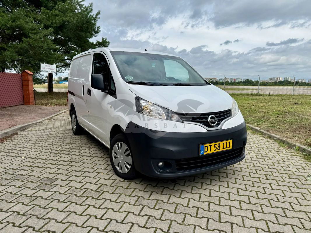 Nissan NV200 2013