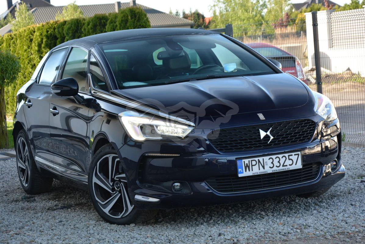 DS DS5 2015