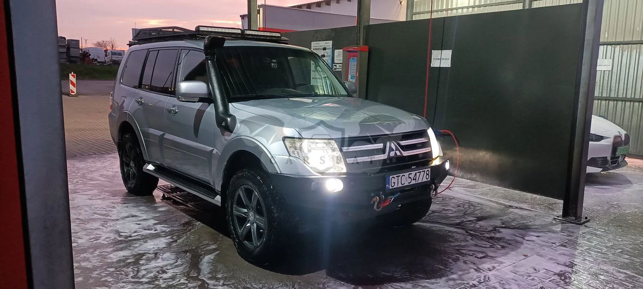 Mitsubishi Pajero IV 2009