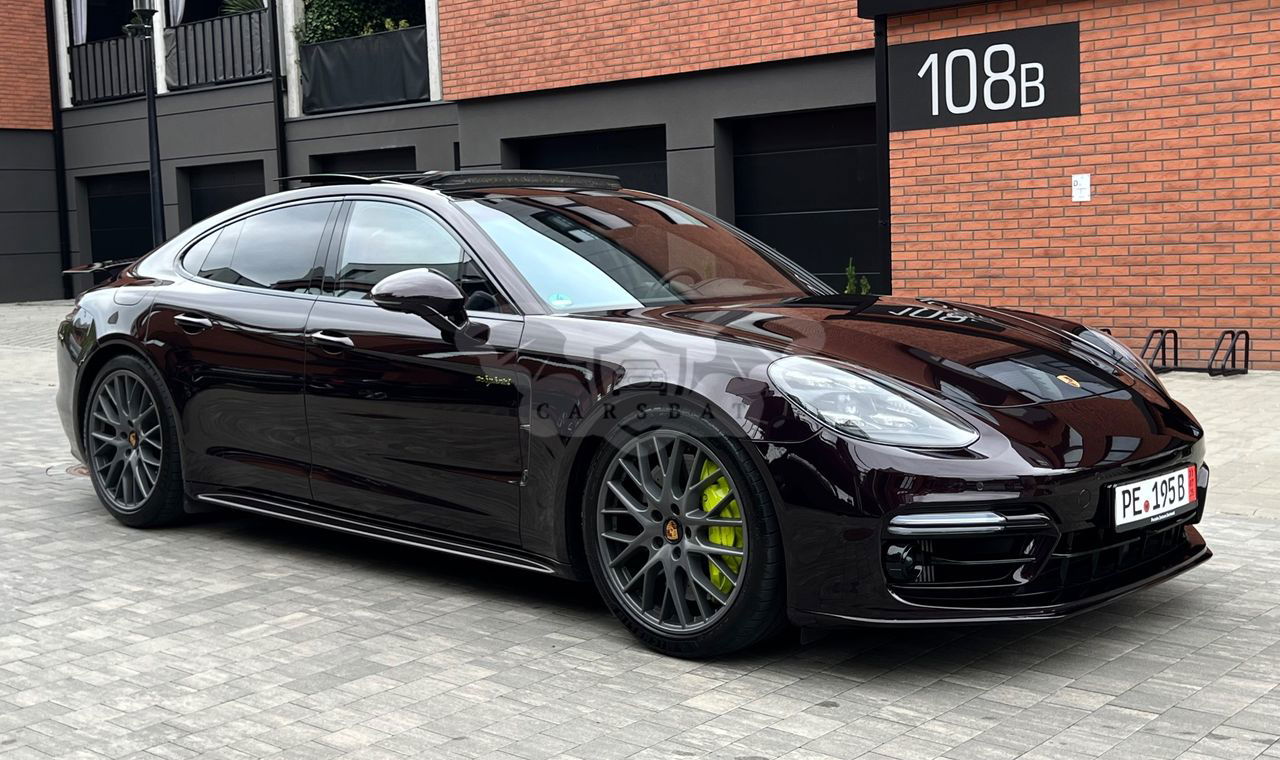 Porsche Panamera Turbo S 2022