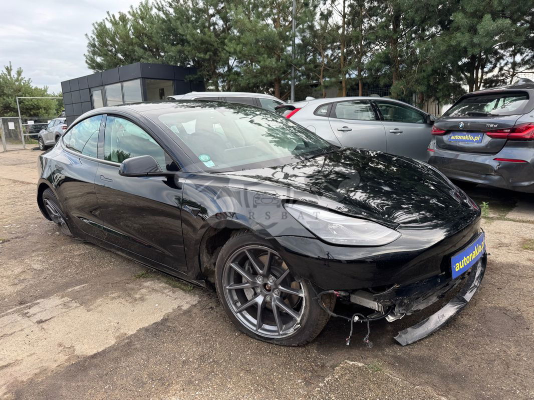 Tesla Model 3 Long Range AWD 2022