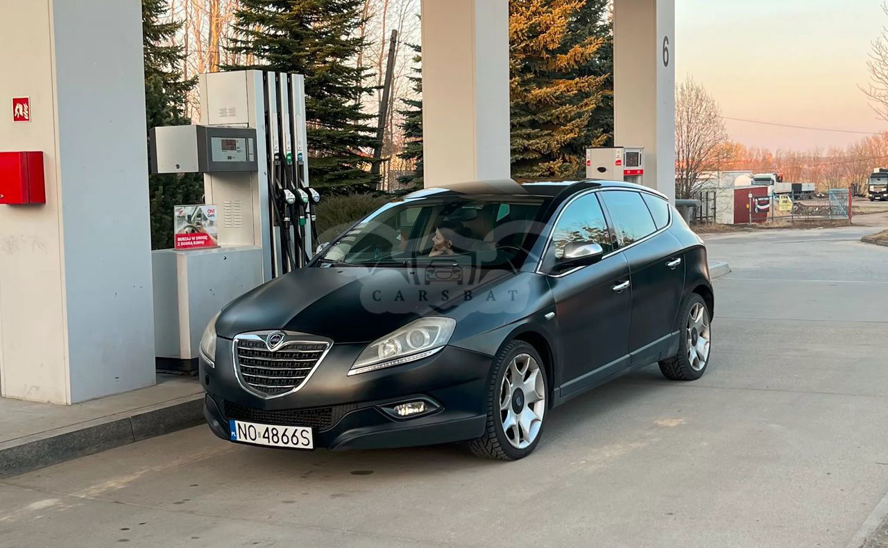 Lancia Delta 2012