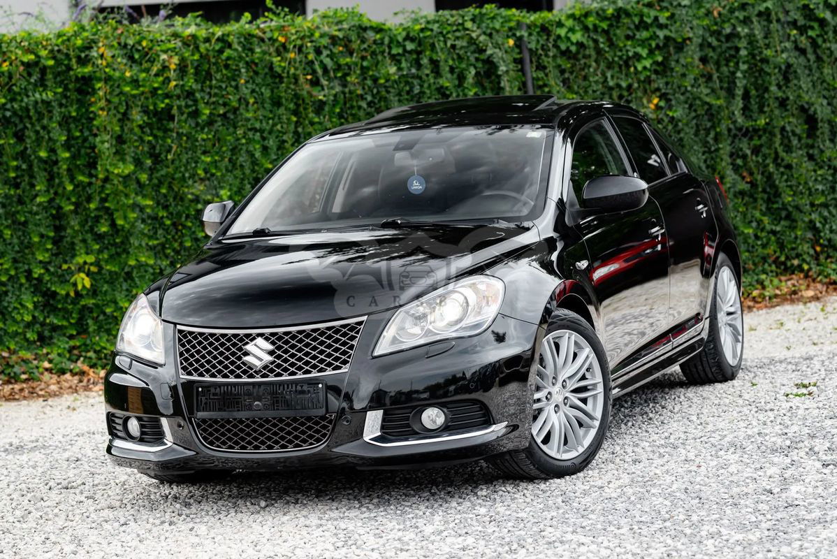 Suzuki Kizashi 2.4 4x4 CVT Sport 2012