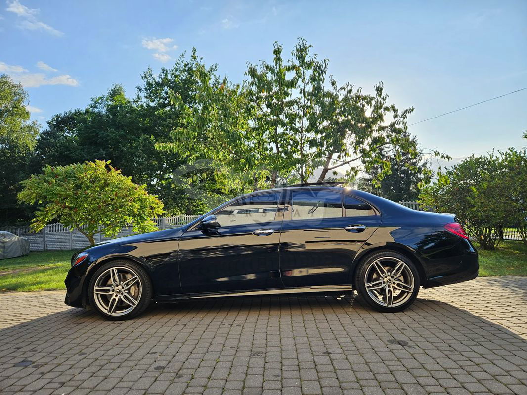 Mercedes-Benz E W213 300 9G-TRONIC AMG Line 2019