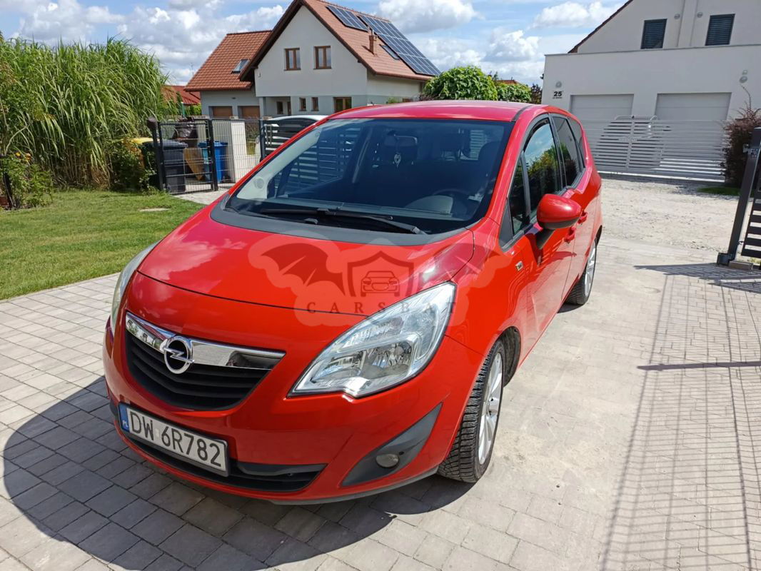 Opel Meriva II 1.4 T Cosmo 2011
