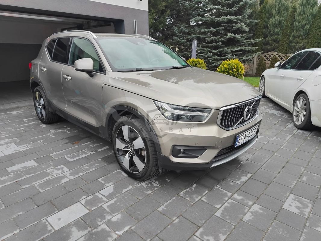 Volvo XC40 T5 AWD Momentum Pro 2022