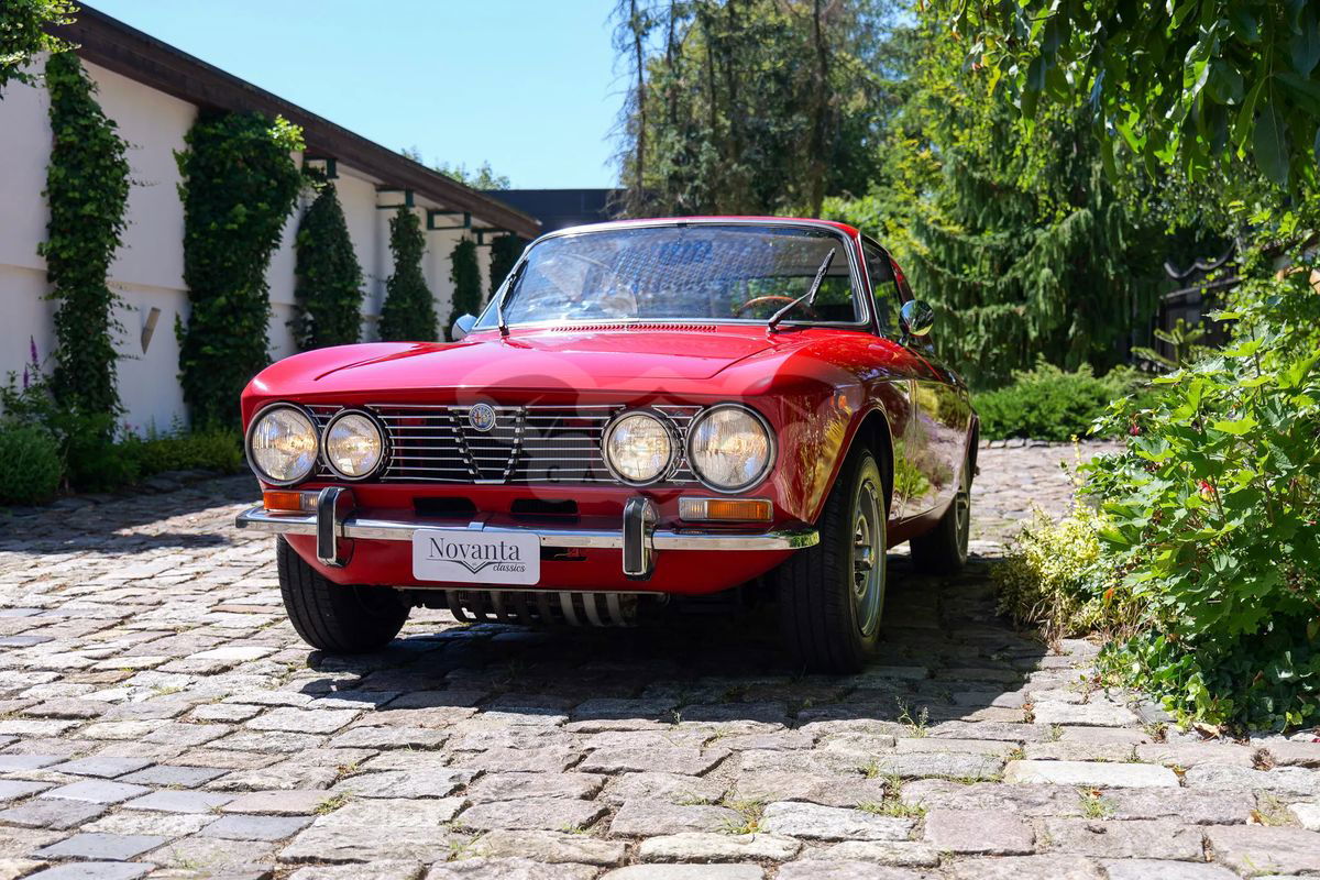 Alfa Romeo GT 1974