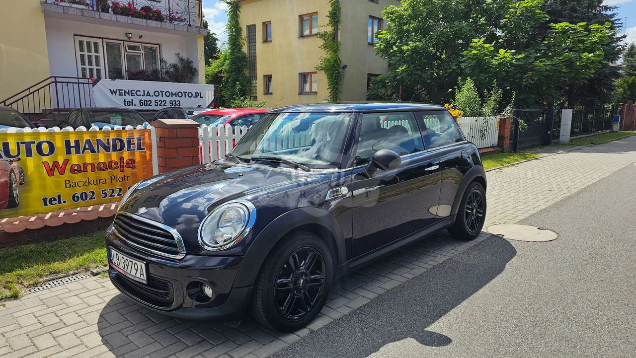 Mini One Baker Street 2013