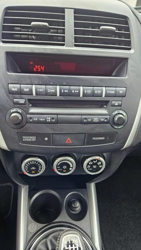 Mitsubishi ASX 1.8 DI-D 2WD 35 Jahre 2011