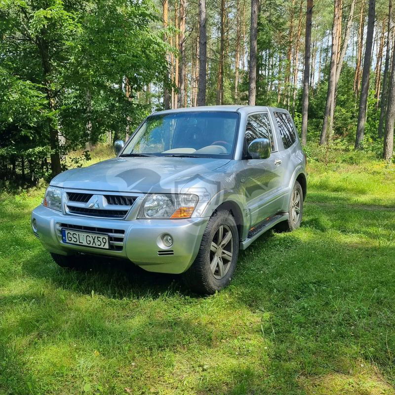 Mitsubishi Pajero III 2004