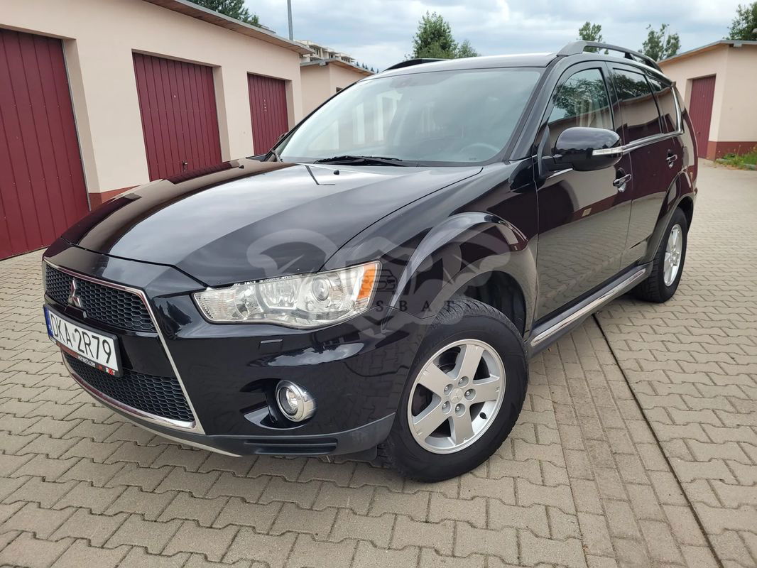 Mitsubishi Outlander II 2.2 DI-D 4WD Intense 2012