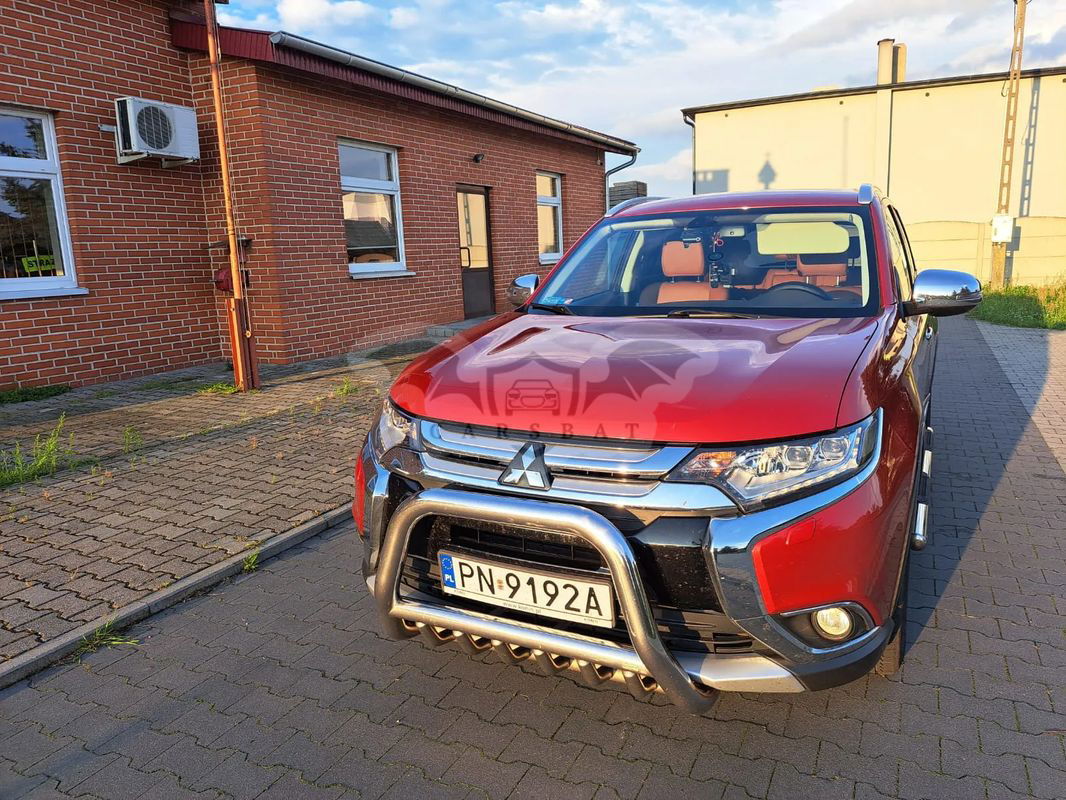 Mitsubishi Outlander III 2.2 DI-D Intense + SDA 4WD 2016