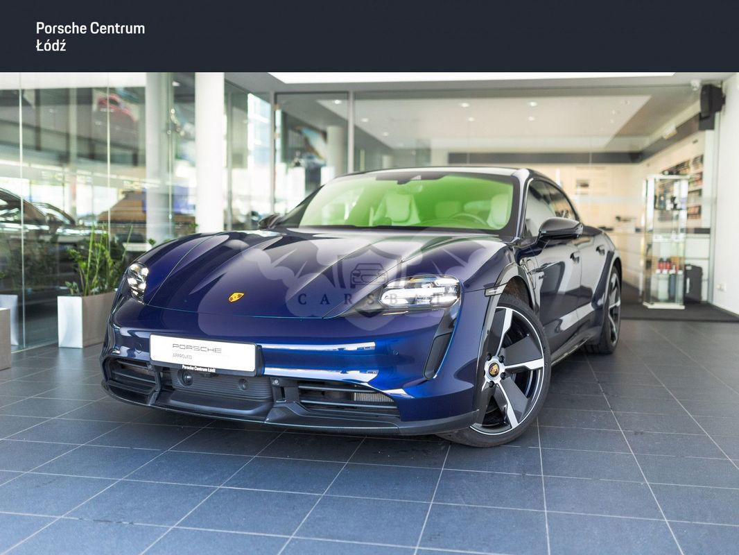 Porsche Taycan Turbo S Cross Turismo 2023
